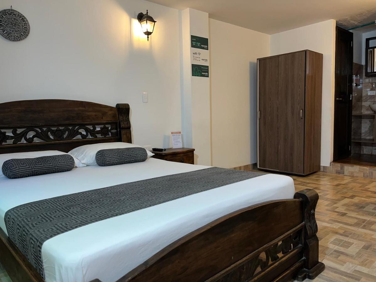 Santiago Dc Hotel Кали Экстерьер фото