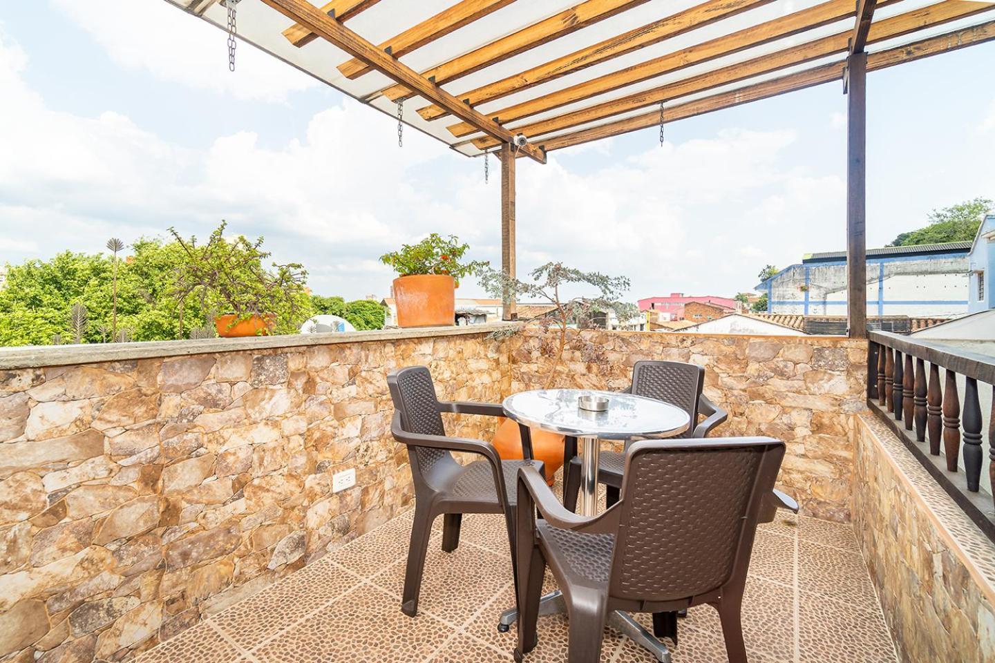 Santiago Dc Hotel Кали Экстерьер фото