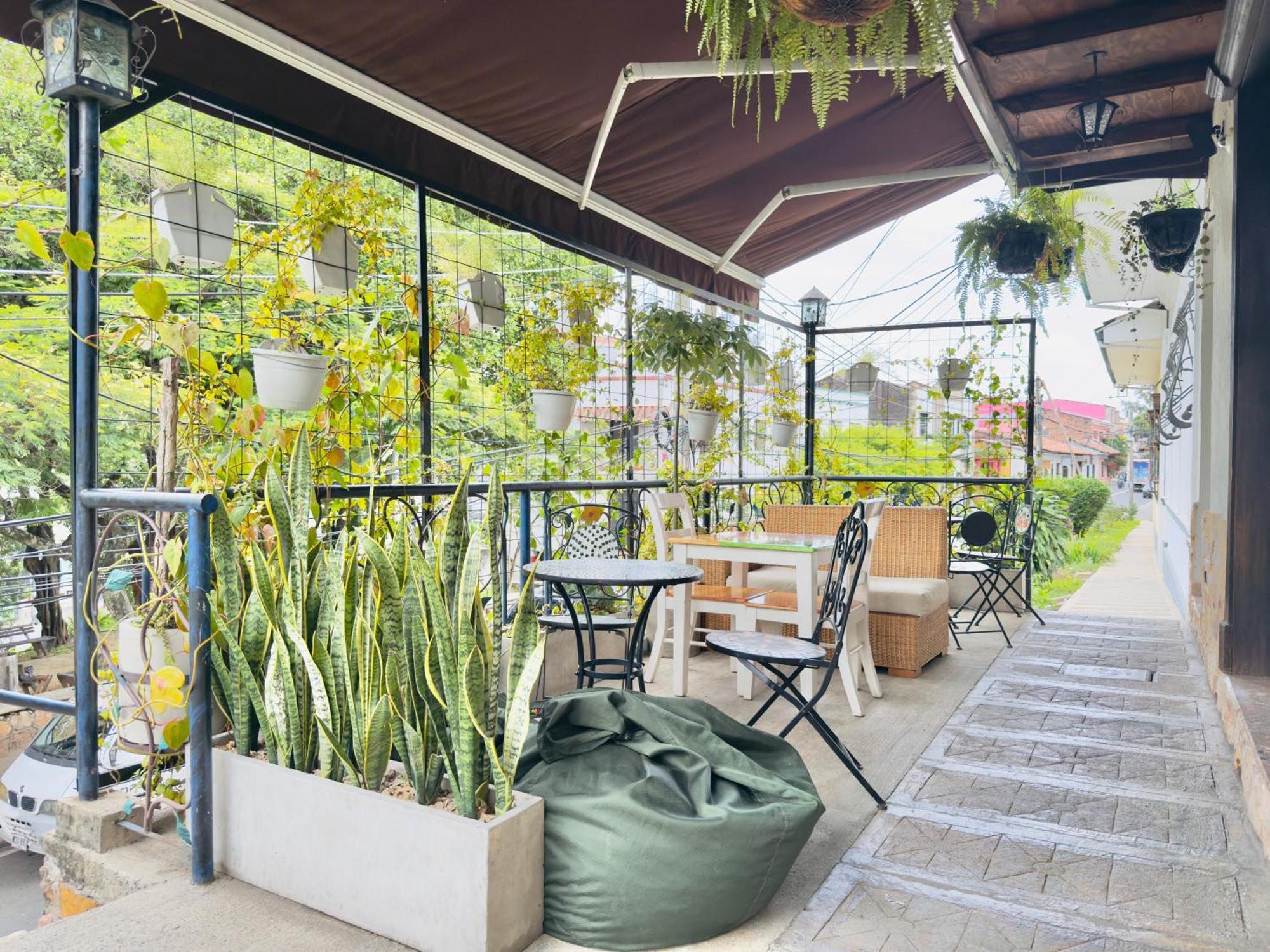 Santiago Dc Hotel Кали Экстерьер фото