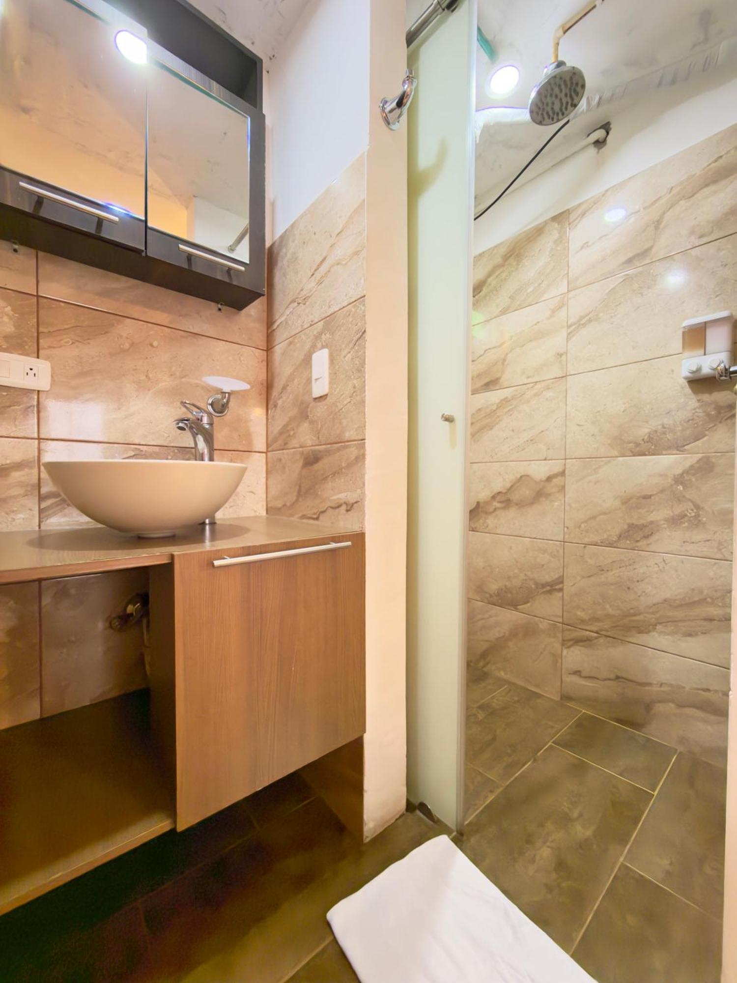 Santiago Dc Hotel Кали Экстерьер фото